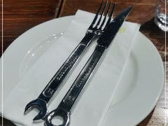 -1886德国汽车餐厅(外滩十六铺码头店)