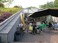 -UNI UNI(环亚凯瑟琳店)