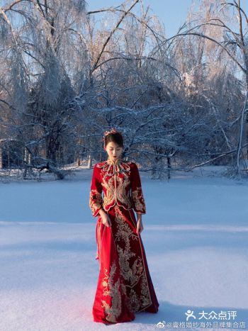 从雪地走来的新娘，美爆了！