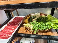 -樾餐厅泰式海鲜火锅(民歌湖店)