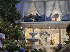 -秀儿家の小确幸花园西餐厅