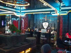 -屋有岛沉浸游戏旗舰店(中山公园店)