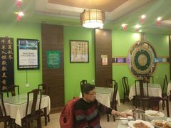 大堂-粤香村(清真川菜店)