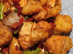 大虾爱上辣子鸡-皇后餐厅-煲仔·小菜·打边炉(古北店)