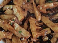 -洛东土菜馆(建国北路店)