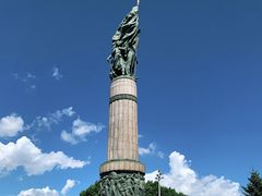 -人民防洪胜利纪念塔