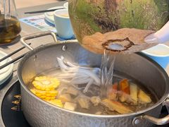 -椰小鸡·琼州糟粕醋·火锅(美兰缤纷城店)