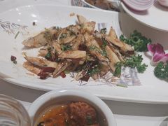 -梅利汴京烤鸭•开封豫菜地标店(东大街店)