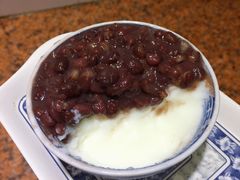 炖奶加红豆-百花传统甜品店(原址店)