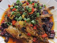 干烧耗儿鱼-洪霞餐馆