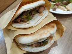腊汁肉夹馍-晋宝章大同刀削面(和平里店)