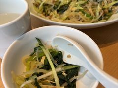 -关东小磨东北菜(上海长风大悦城店)