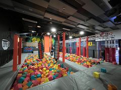 -嗨马乐动室内潮玩运动·团建·轰趴·桌游(南丰汇店)