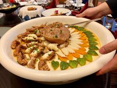 锦绣蒸红毛蟹-杭州和达希尔顿逸林酒店·和园中餐厅-杭帮菜名店