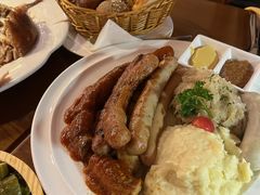 德式香肠拼盘-申德勒加油站西餐厅Schindlers Tankstelle(上海外滩店)