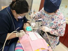 -瑞尔齿科(颐堤港诊所)