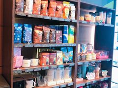 零售区-星巴克(杭州西湖银泰1F店)