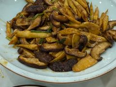 -大鸭梨烤鸭店(金顶街店)