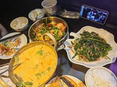 -大头虾越式风味餐厅(光明广场店)