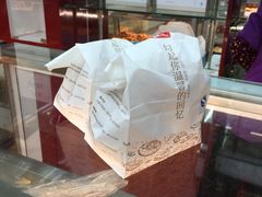 -上海哈尔滨食品厂(浦商百货昌里店)