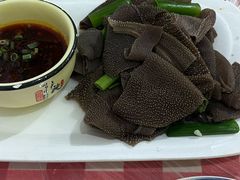 -洪霞餐馆