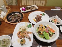 -贵木日本料理·铁板烧(新地假日广场店)