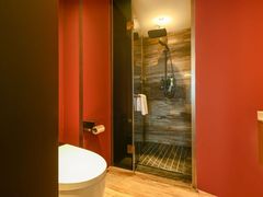 -爱舍海岸酒店(香港中路五四广场店)