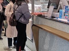 -奈雪的茶(亨特国际广场店)