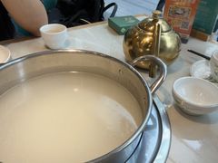 -粤顺渔坊·中山脆肉鲩火锅(清湖店)