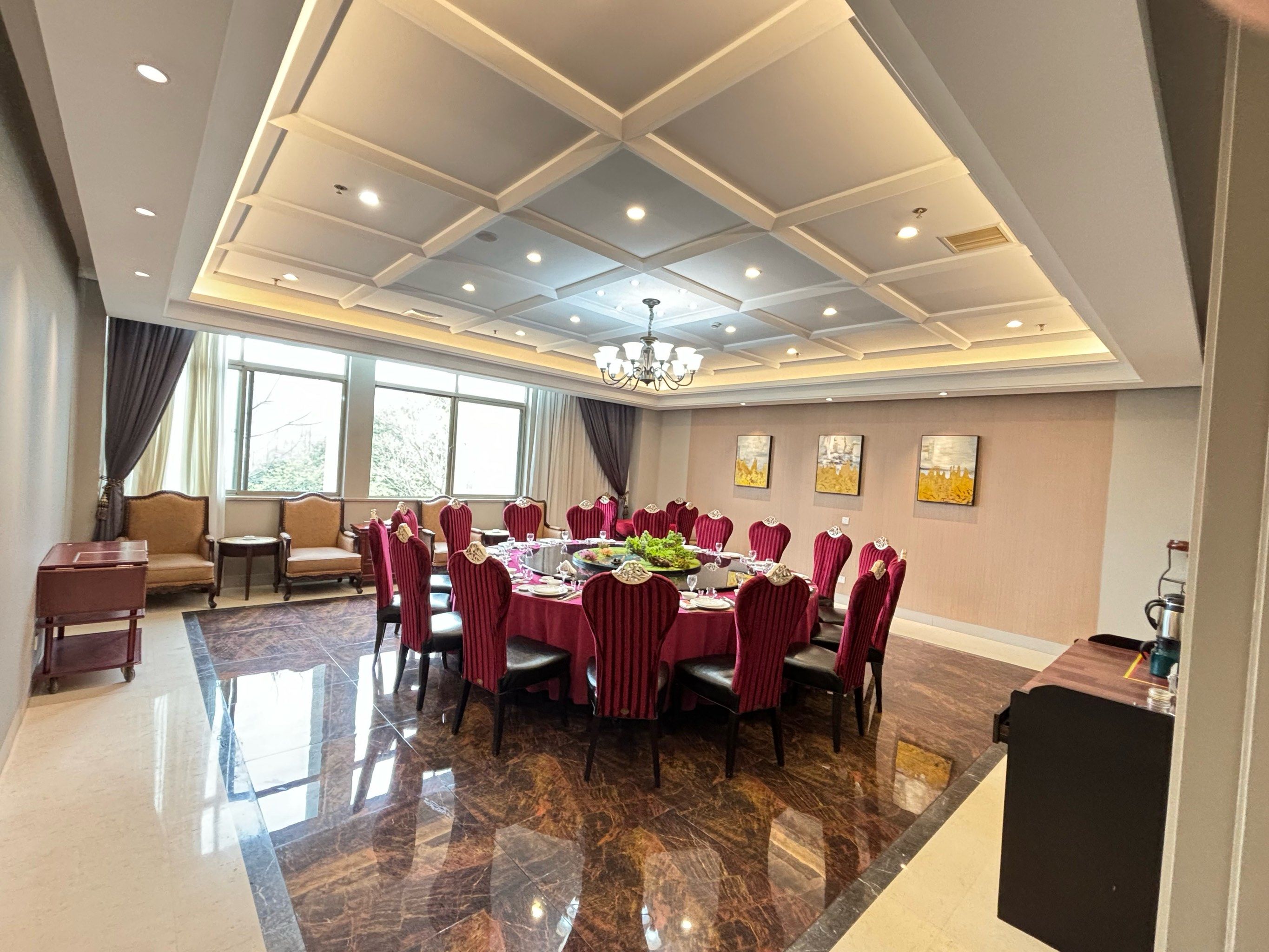 生日宴会朋友聚餐 宴请聚会 宴会厅 婚宴