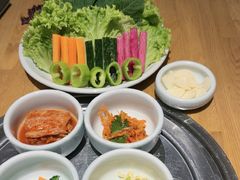 -萨拉伯尔水源素问店·韩国宫廷料理(人民路店)