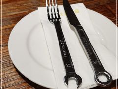 -1886德国汽车餐厅(外滩十六铺码头店)