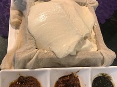 -95号酱骨·一块豆腐(展春园西路店)