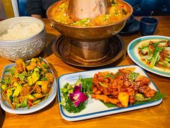 清迈菠萝咕噜肉-觅山云南菜(泊富ICITY店)