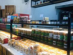 面包甜点陈列柜-超港·蛋糕面包(国购店)
