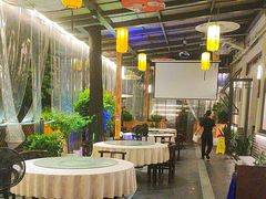 -洈水谣 · 地道荆州松滋菜(菱角湖公园店)