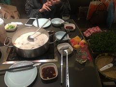 -捞王锅物料理(上海世茂广场店)