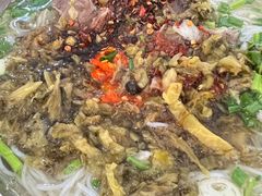 -胡记牛杂粉