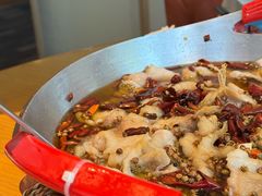 -渝信川菜 · 川味家常菜(财富购物中心店)