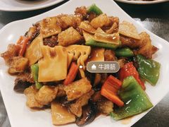 烧牛蹄筋-老牛窝里(总店)