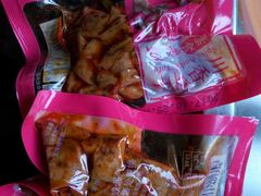 -来伊份LYFEN(中央路店)