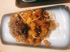 湿炒牛河-避风塘(宝山万达店)