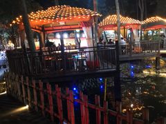 -二荆条·蜀鲜汇城市森林火锅