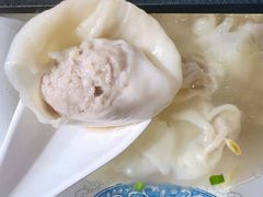 鲜肉小馄饨-上味馆南翔小笼(杏山路店)