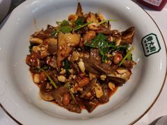 -费大厨辣椒炒肉(黄兴中心广场店)