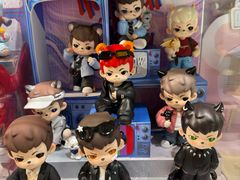 -泡泡玛特POPMART(上海环球港店)