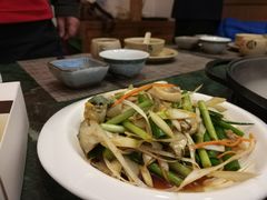 葱拌海螺-中苑海韵