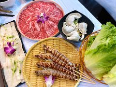 -鲜入围煮花胶鸡海鲜火锅