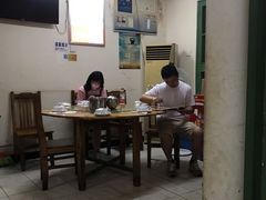 大堂-勇猛子川菜馆(新军路店)