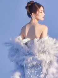 -不晚国际婚纱礼服